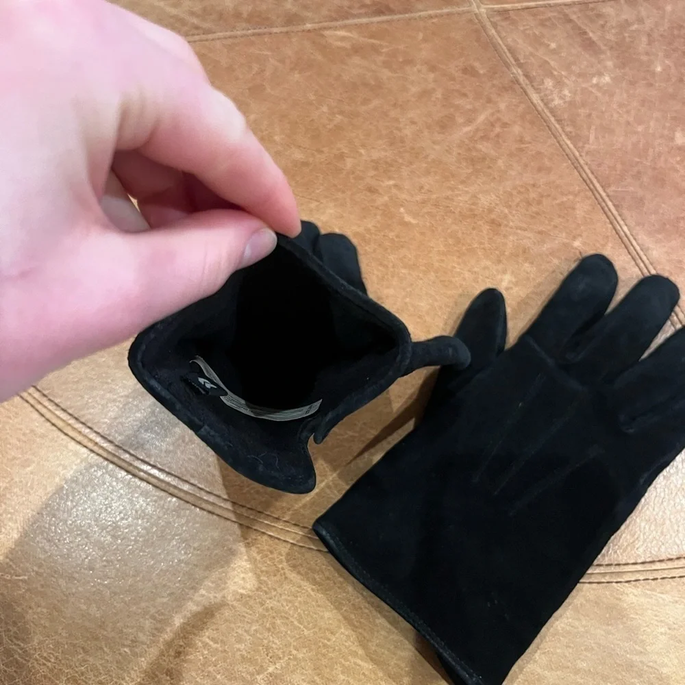 Vintage 100% Leather Classic Black Driving Gloves